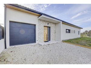 Vente maison contemporaine Villeneuve-les-bouloc  148m² 5 pièces 465 000€ avec garage