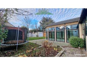 Maison 7 pièces 195 m²