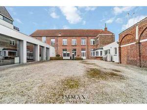 Immeuble de bureaux « Cour de Versailles »
