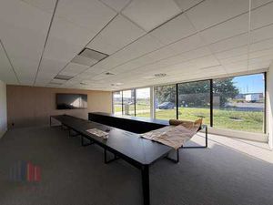Instapklare kantoren op topligging met visibiliteit van d...