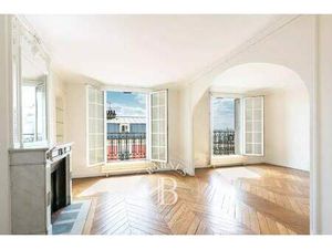 Vendu - Appartement 4 Pièces 83 m2 Paris 18