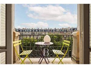 Vendu - Appartement 4 Pièces 95 m2 Paris 18