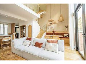 Vendu - Maison 7 Pièces 194 m2 Colombes