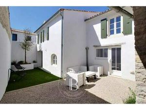 Vendu - Maison 5 Pièces 133 m2 Le Bois-Plage-en-Ré