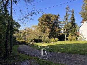 Vendu - Maison 7 Pièces 150 m2 Rueil-Malmaison Jonchère-Malmaison-Saint-Cucufa