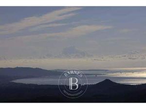 Maison à vendre 5 Pièces 128 m2 Mandelieu-la-Napoule Saint-Jean-de-l'Esterel - 1 500 000 €