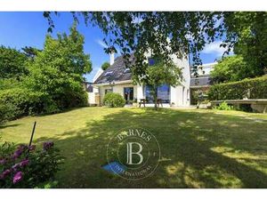 Vendu - Maison 6 Pièces 163 m2 Saint-Germain-en-Laye