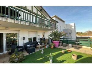 Appartement Boucau 64 m² T-3 à vendre  286 200 €