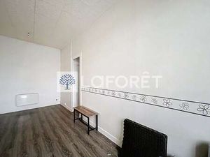 Location Appartement 3 pièces à Thouars (79100) : à louer 3 pièces / 47m² Thouars