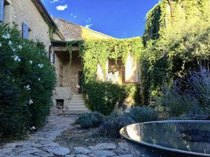 Vineyard With Castle And Large Complex Of Buildings On 65 Ha Of Irrigable Land Just Outsid