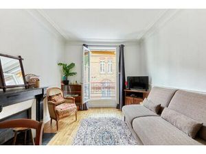 Paris 5th District – An Ideal Pied A Terre