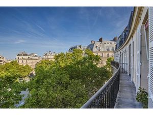 Paris 16th District – An Ideal Family Apartment