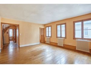 Paris 17th District – An Ideal Pied A Terre