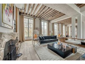 Paris 5th District – A Magnificent Apartment Oozing With Period Charm