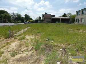 Vente Terrain à Parigny (50600) : à vendre / 684m² Parigny