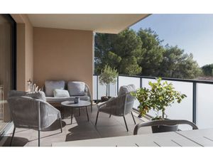 Lumineux et moderne type 2 en centre ville avec terrasse Sud/Ouest