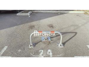 À vendre – emplacement de parking proche centre-ville