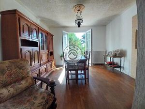 Maison 3 chambres avec grand sous-sol sur terrasse Sud-Est