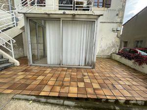 Appartement au centre de Bram avec véranda