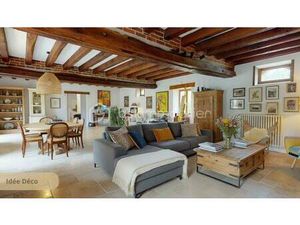 Maison ancienne de 246 m² à Saint-Lye-La-Foret