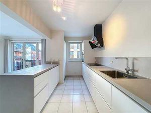 Grand appartement 3 chambres idéalement situé