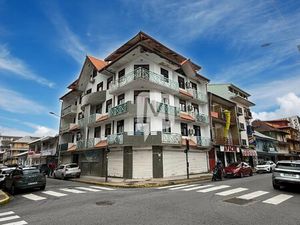 DPT GUYANE  à vendre CAYENNE Centre-ville Immeuble de 14 lots