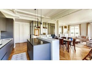 5P TRAVERSANT EST OUEST TERRASSE JARDIN PARKING