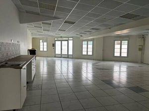 Local commercial à vendre