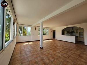À LOUER APPARTEMENT F4 DE 200 m2 AVEC TERRASSE DIDIER /  Martinique