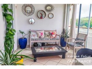 A vendre SAINTE-LUCE – Appartement T3 au 5ème et DERNIER ÉTAGE avec ASCENSEUR– VUE MER  Ma