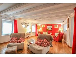 Maison - 7 pièces - 200 m²