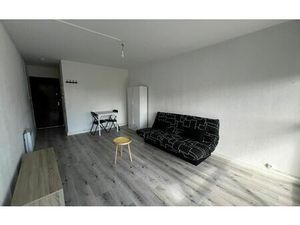 Location appartement  m² T-1 à Nîmes  430 €