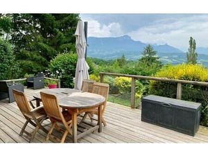 Location maison  m² T-4 à Groisy  2 100 €