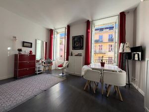 Studio-Cœur de Nice place Massena