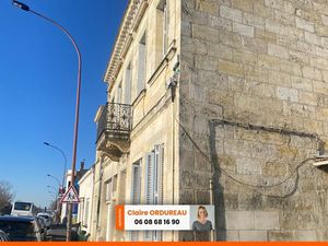 Immeuble en pierre de 230 m² – 3 lots – Secteur Quai de la Souys / Bordeaux Bastide