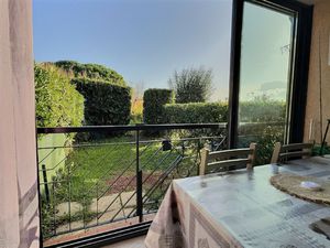 Appartement T2 en rez de jardin à La Londe les Maures