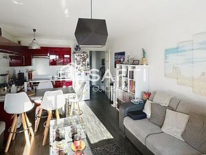 T3 lumineux dans résidence calme avec piscine