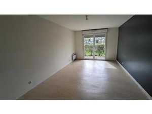 Rocheservière T3 61 m2 + parking locataire en place