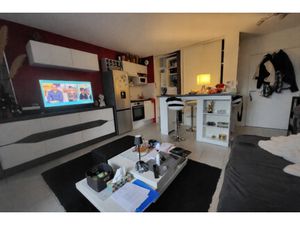 Grand studio dans résidence récente proche du centre ville