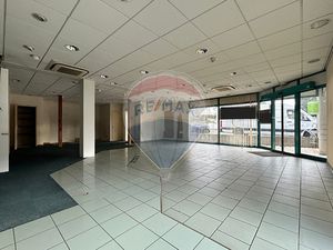 Local Commercial à vendre