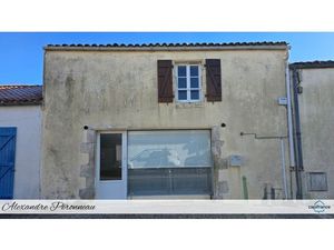 À vendre Maison de ville en pierre 2 chambres Centre historique de MARSILLY (17)