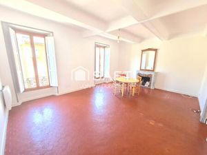 GONFARON - MAISON DE VILLAGE 162M2 AVEC APPARTEMENT  LOCAL COMMERCIAL  COMPTEURS INDIVIDUE