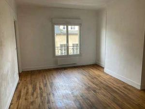 Location Appartement 3 pièces à Coutances (50200) : à louer 3 pièces / 65m² Coutances