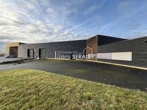 Vente Bureaux et commerces à Nogent-le-Rotrou (28400) : à vendre / 3000m² Nogent-le-Rotrou