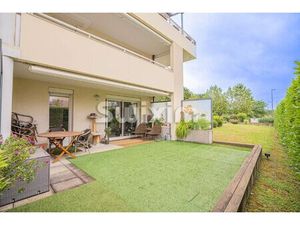 Appartement T3 rénové de 94m2 avec terrasse 40m2 et cave!