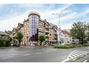 Ruim en lichtrijk appartement met lift en terras in resid...