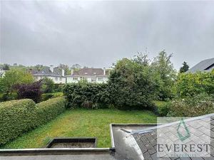 Av Tervuren! VILLA 4 FACADES 5 CHAMBRES SEMI MEUBLE +JARDIN+