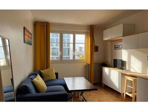 Location appartement  49.5 m² T-3 à Cachan  1 309 €
