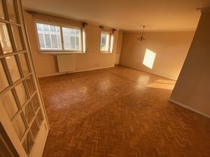 Nantes Viarme Tour de Bretagne T4 résidence standing ascenseur