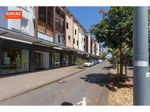 Local commercial récent - Emplacement n°1 - Prêt à l'emploi